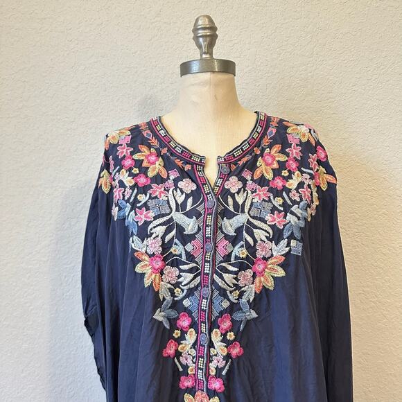 BIYA JOHNNY WAS Alia Poncho Top Navy Floral Embroidered Relaxed Bohemian - Picture 5 of 15